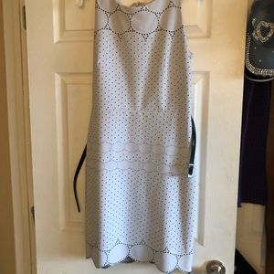 Sleeveless dress